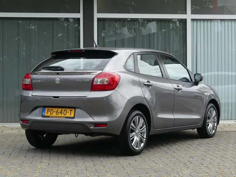 Suzuki Baleno 1.2 Exclusive All seasen banden, Dealer o.h., Airco, Stoelverwarming, afbeelding 4