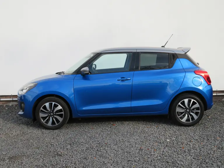 Suzuki Swift Boosterjet,Stijl/Style Smart Hybrid, Dealer onderhouden Navigatie, Keyless, Cruise-Control afbeelding 3