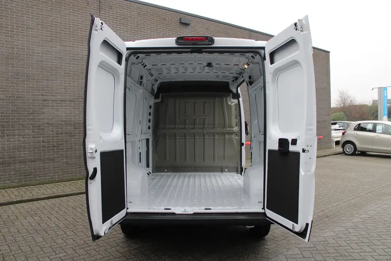 Citroën Jumper 2.2 BlueHDi 140 S&S L2H2 3.5t Automaat uit voorraad leverbaar! Navigatie, Camera, Parkeersensoren, verzwaarde veren, afbeelding 11