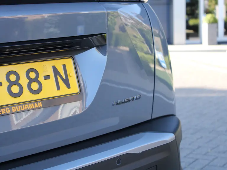 Peugeot 2008 GT 1.2 Hybrid 145PK Automaat Navigatie, Camera 360, Adaptieve cruise control, Lichtmetalen velgen afbeelding 13