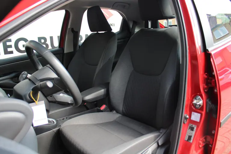 Toyota Yaris 1.5 Hybrid Dynamic Cruise Control Adaptief, achteruitrijcamera, Keyless Entry afbeelding 5