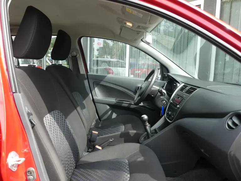 Suzuki Celerio 1.0 Comfort Airco, trekhaak, Bluetooth afbeelding 8