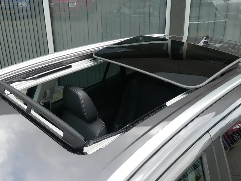 Suzuki S-Cross 1.5 Hybrid Style Automaat, Panoramadak, Navigatie, 6 JAAR GARANTIE afbeelding 32