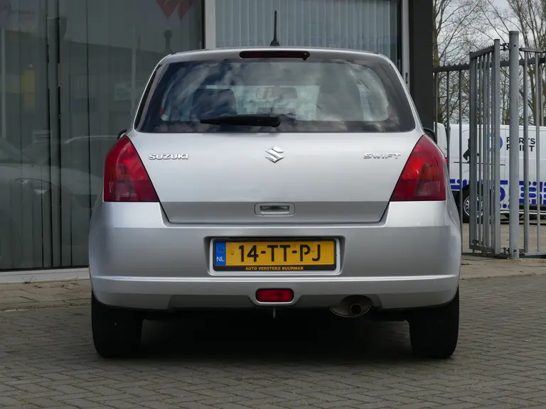 Suzuki Swift 1.3 Shogun Nederlandse auto, All season banden, Airco afbeelding 7