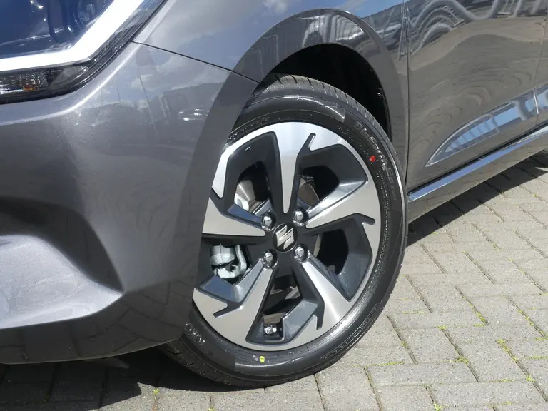 Suzuki Swift 1.2 Style Smart Hybrid, Automaat CVT Navigatie, Stoelverwarming, Camera, Apple CarPlay, Android Auto afbeelding 27