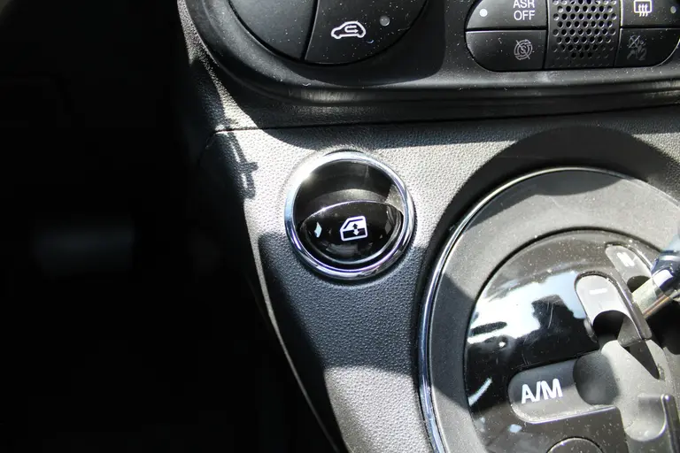 Fiat 500 1.2 Star Automaat, Cruise/Climate control, Apple Carplay/Android auto, Audio/Bluetooth, afbeelding 23