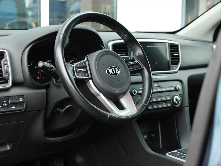 Kia Sportage 1.6 GDI DynamicLine Trekhaak, Cruise en Climate Control, Carplay/Android Auto, Achteruitrijcamera afbeelding 6
