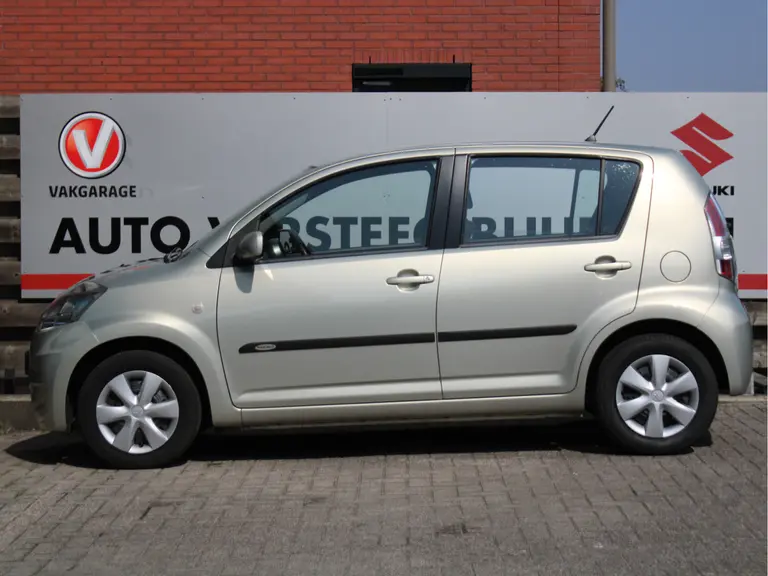 Daihatsu Sirion 2 1.0-12V Premium 70PK Elektrische Ramen Voor en Achter, afbeelding 13