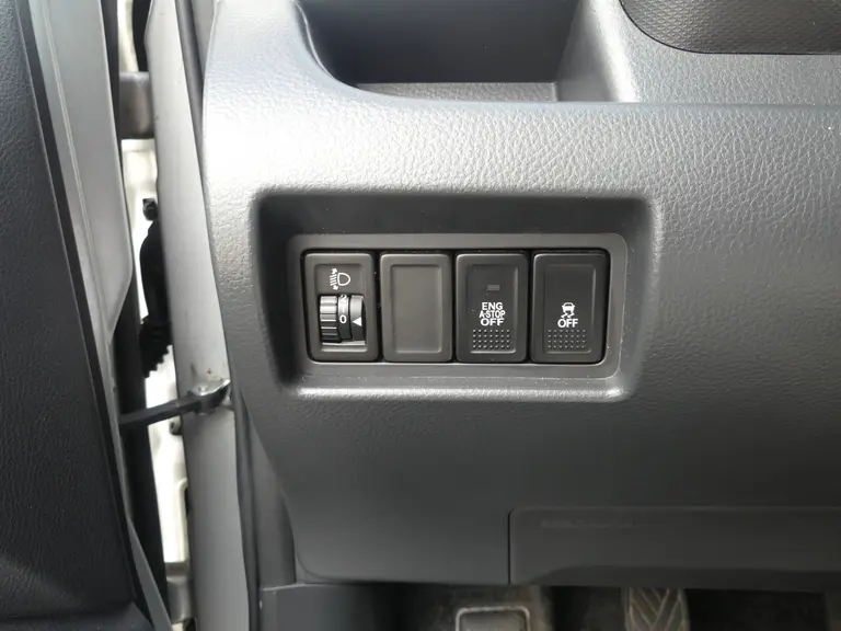 Suzuki Swift 1.2 Bandit EASSS Cruise Control, Stoelverwarming, 16" Lichtmetalen Velgen, Airco, Dealer Onderhouden afbeelding 22