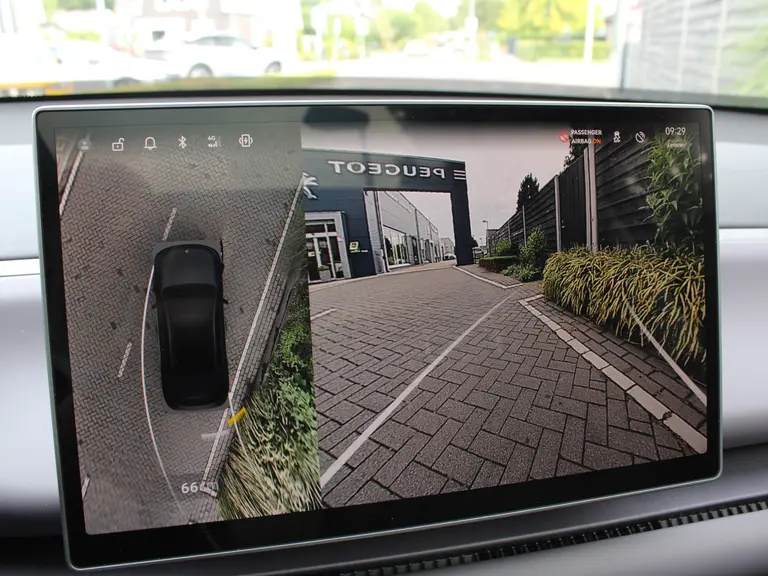 Leapmotor C10 REEV Design 28.4 kWh Camera systeem rondom, Stoelverwarming/koeling, Panoramadak, Navigatie afbeelding 20