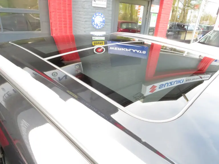 Suzuki Vitara 1.5 Hybrid Style AllGrip, Automaat, Panoramadak, Parkeersensoren, Alcantara/leer, ZEER COMPLEET! afbeelding 30