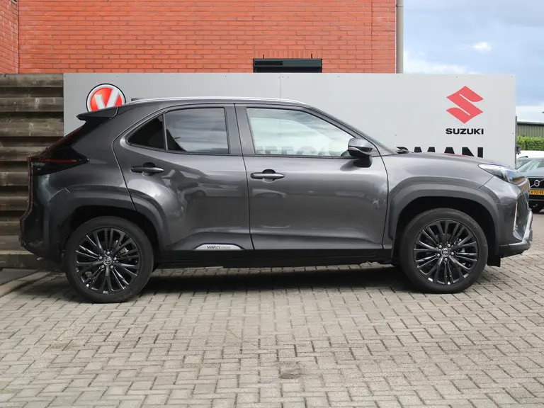 Toyota Yaris Cross 1.5 Hybrid Adventure Trekhaak, JBL Audio, Head-up Display, Elektrische Achterklep, Stuur- en Stoelverwarming afbeelding 12