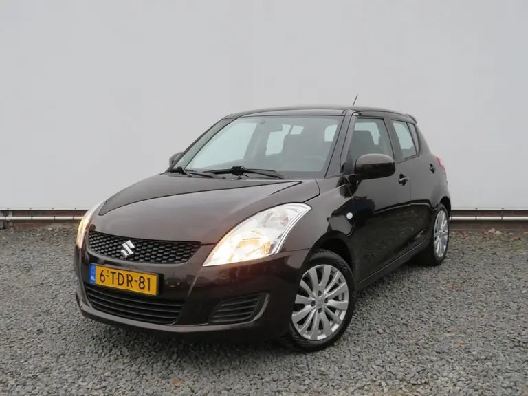 Suzuki Swift 1.2 Bandit EASSS, 2e Eig, Cruise Control, LM-Velgen, Stoelverw. Goed onderhouden! afbeelding 4