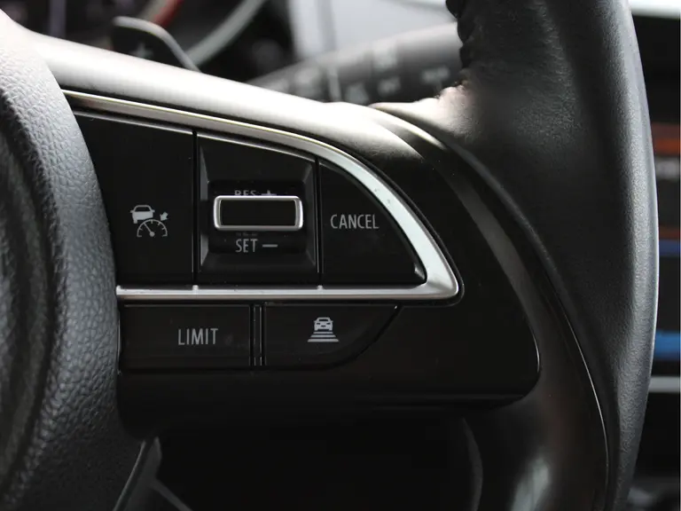 Suzuki Swift 1.2 Style Smart Hybrid Automaat Navigatie, Adaptieve Cruise en Climate Control, Achteruitrijcamera afbeelding 32