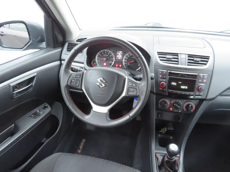 Suzuki Swift 1.2 Bandit EASSS, 2e Eig, Cruise Control, All-Seasons, LM-Velgen, Stoelverw. Goed onderhouden! afbeelding 9