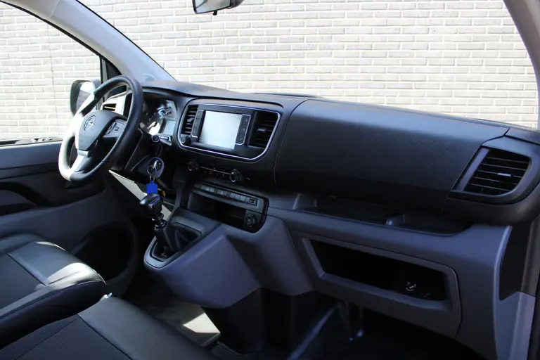 Opel Vivaro 1.5 CDTI 120PK L2H1 Edition, Trekhaak, Camera, Navigatie, Carplay/Android Auto Airco, Trekhaak,  Navigatie, Achteruitrijcamera afbeelding 22