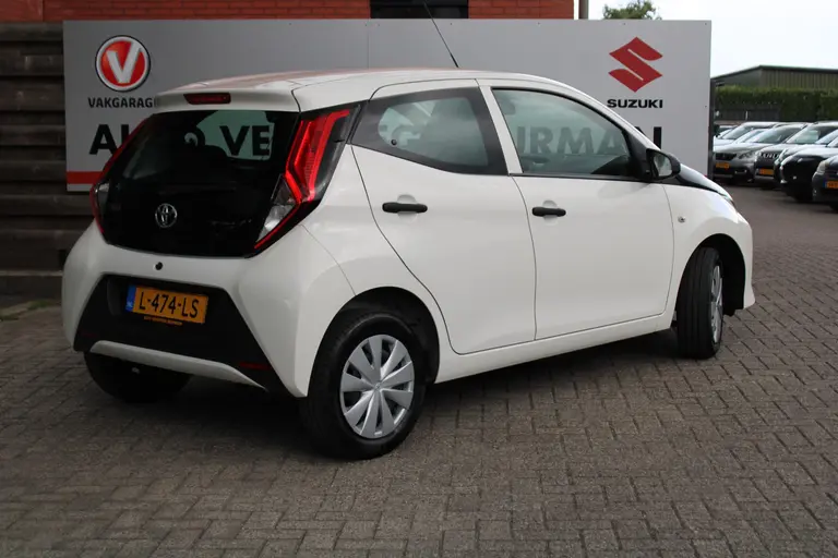 Toyota Aygo 1.0 VVT-i x-fun , 1e Eigenaar en Dealer ondehouden! afbeelding 4