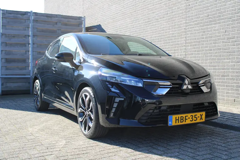 Mitsubishi Colt 1.0T MT Intense+ Cruise/Climate control, 17"LM velgen, Camera, Apple carplay/Android auto, Parkeersensoren V+A afbeelding 29