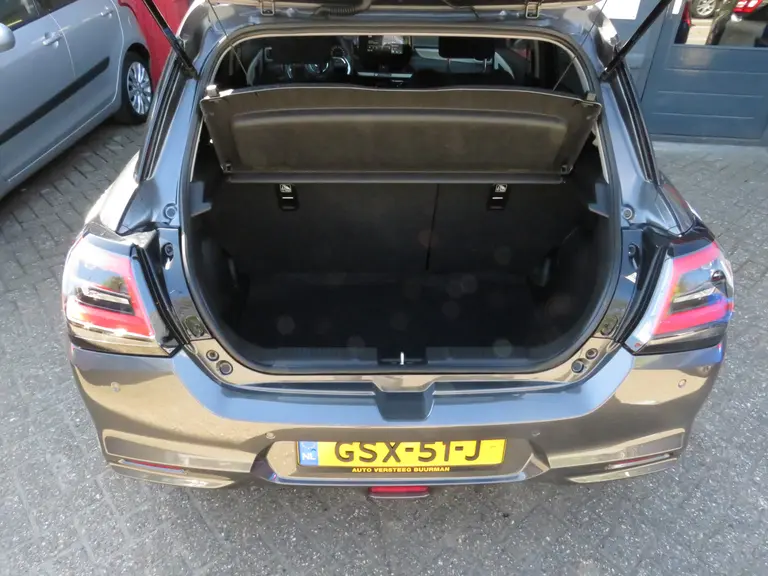 Suzuki Swift 1.2 Select Smart Hybrid, Automaat SPECIALE JUBILEUMEDITIE!! 17 inch velgen, Striping pakket en Shark Fin Antenne afbeelding 11
