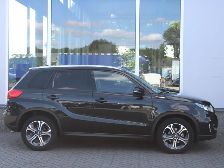 Suzuki Vitara 1.6 High Executive Automaat afbeelding 8