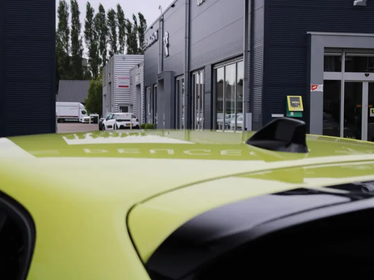 Peugeot 208 Allure Hybrid 100PK e-DCS6 Automaat Navigatie, Parkeerhulp voor & achter, Camera achter, Climate Control afbeelding 12