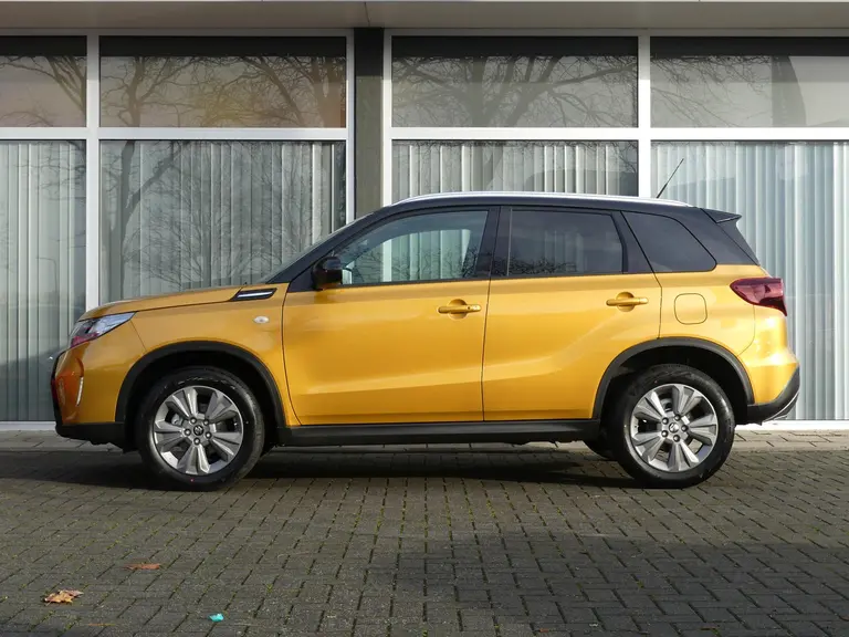 Suzuki Vitara 1.5 Hybrid Select, Automaat, NIEUW, 6 jaar Navigatie, Achteruitrijcamera afbeelding 3