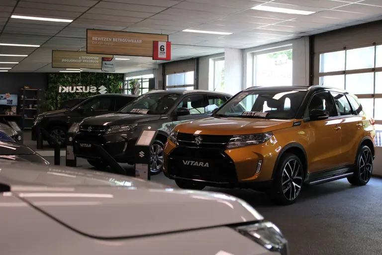 Suzuki Ignis 1.2 Smart Hybrid Stijl Achteruitrijcamera, Bluetooth, Stoelverwarming, Navigatie, Cruise Control afbeelding 36