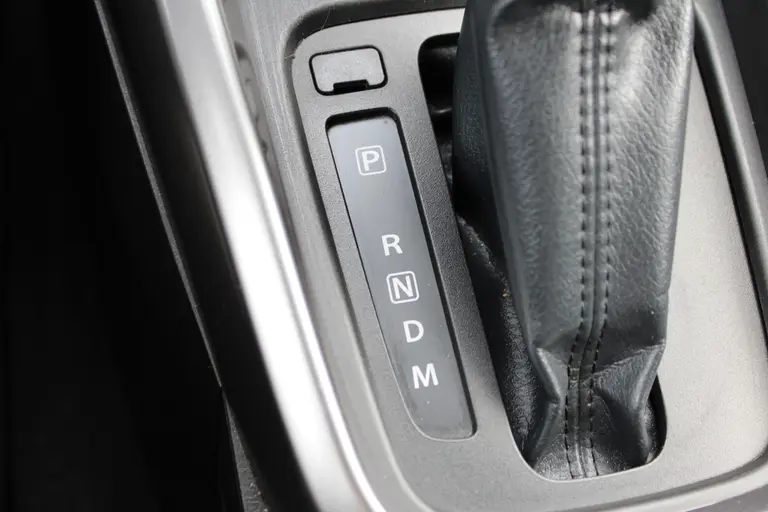 Suzuki Vitara 1.0 Boosterjet Select, Automaat, Trekhaak, All-Seasons, Parkeersensoren en Navigatie afbeelding 21