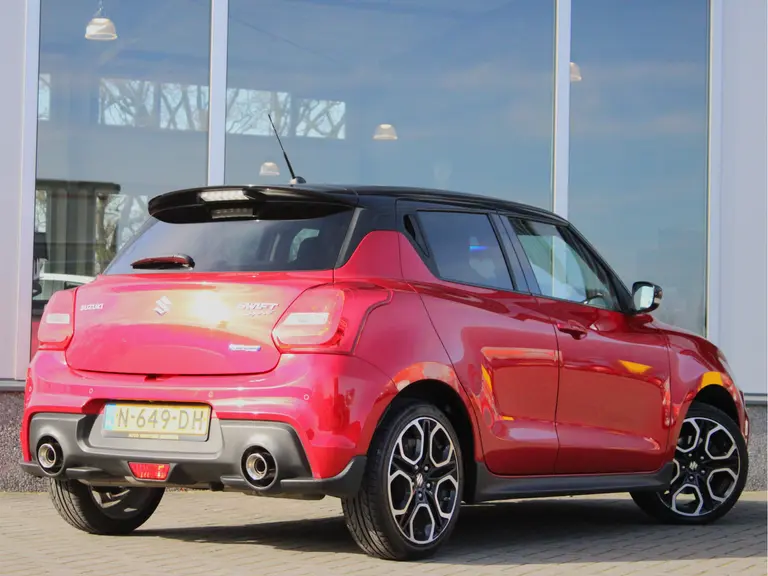 Suzuki Swift 1.4 Sport Smart Hybrid 6-Versnellingsbak, Origineel Nederlands, Navigatie, Cruise en Climate Control afbeelding 18