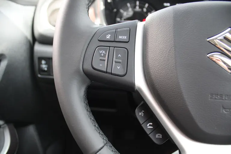 Suzuki Vitara 1.4 Boosterjet Style Smart Hybrid , Panoramdak, NIEUW met 6 JAAR GARANTIE! afbeelding 23