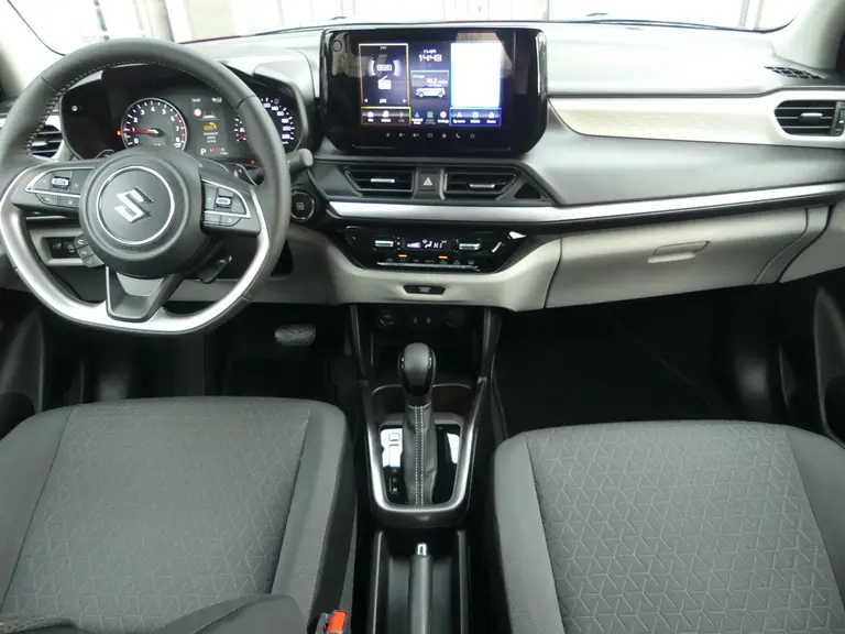Suzuki Swift 1.2 Style Smart Hybrid 16'' gepolijste wielen, Climate Control, Navigatie afbeelding 9