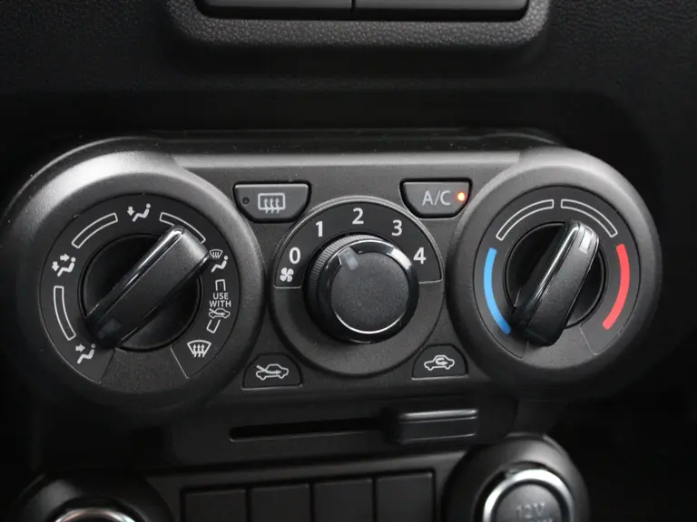Suzuki Ignis 1.2 Smart Hybrid Comfort 83PK 6 Jaar Garantie, Bluetooth, DAB Radio, CD-Speler, Airco, Automatische Dimlichten afbeelding 24