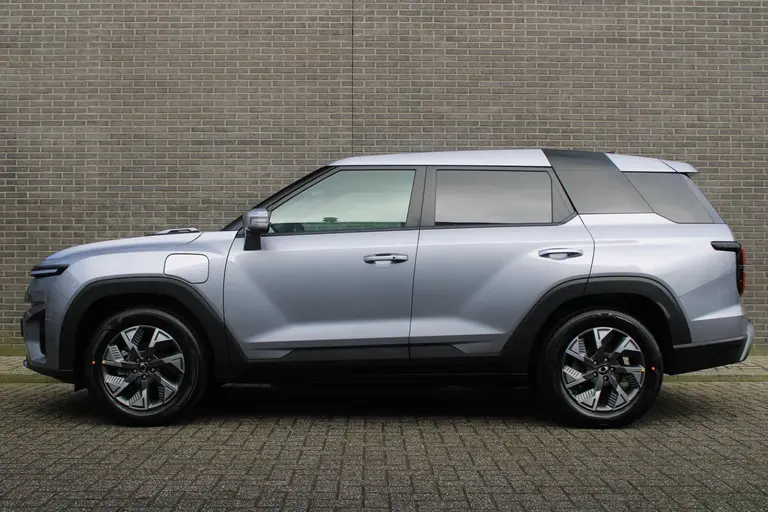 KGM Torres EVX Bronze 73.4 kWh 207pk, Iron Metal, 18"inch LM velgen 7 jaar garantie! Trekgewicht  1.500 KG. € 728,- private lease afbeelding 3
