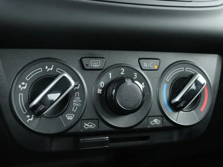 Suzuki Swift 1.2 Comfort Bluetooth, Airco, Radio-CD Speler afbeelding 19