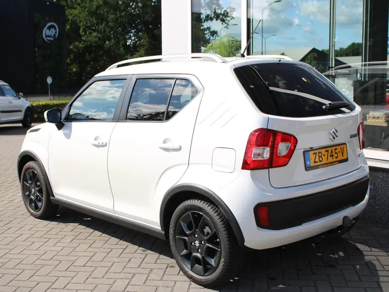 Suzuki Ignis 1.2 Smart Hybrid Stijl Trekhaak, Allseasonbanden, Cruise control, Climate control, Parkeercamera, Multimediasysteem afbeelding 26