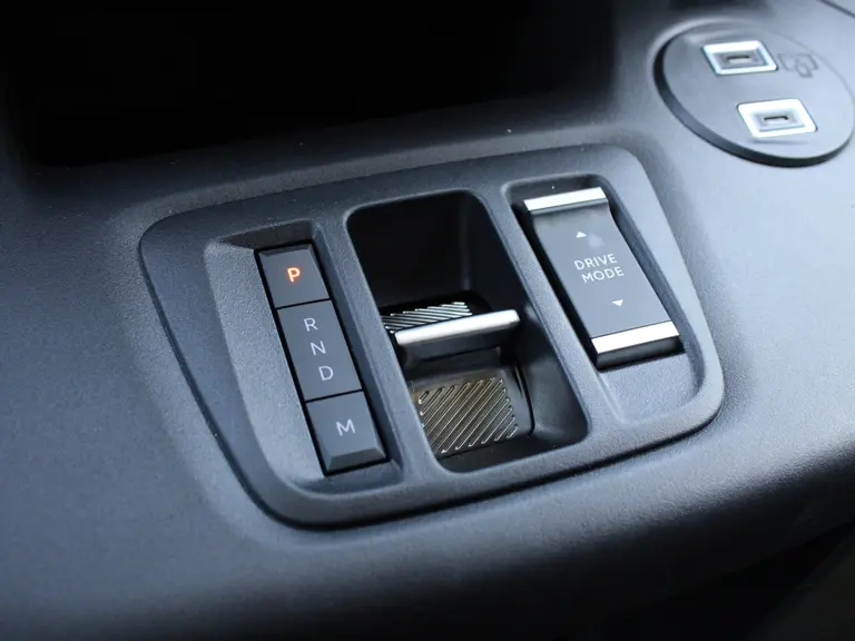 Peugeot Partner 1.5 BlueHDi 130PK EAT8 Automaat L1 White & Black Edition, Navigatie, Airconditioning, Camera Achter + Zijkant, Parkeerhulp voor & achter, Trekhaak afbeelding 20