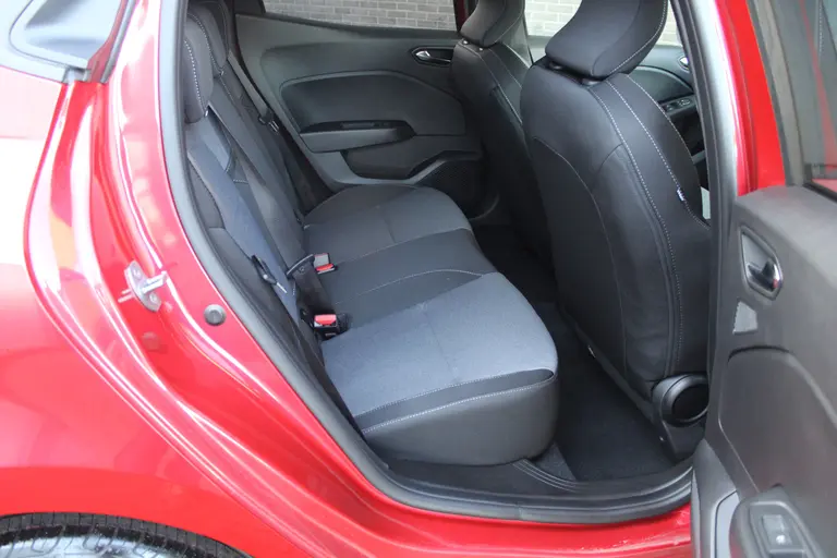 Mitsubishi Colt 1.0T MT Intense Cruise/Climate control, 16"LM velgen, Camera, Apple carplay/Android auto, Parkeersensoren V+A afbeelding 27
