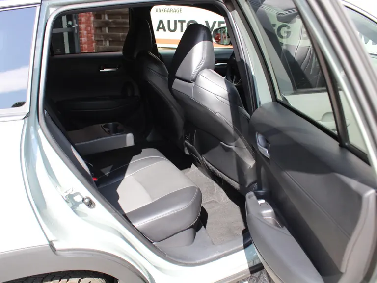 Toyota Corolla Cross Hybrid 140 Style Trekhaak, Dealer onderhouden afbeelding 14