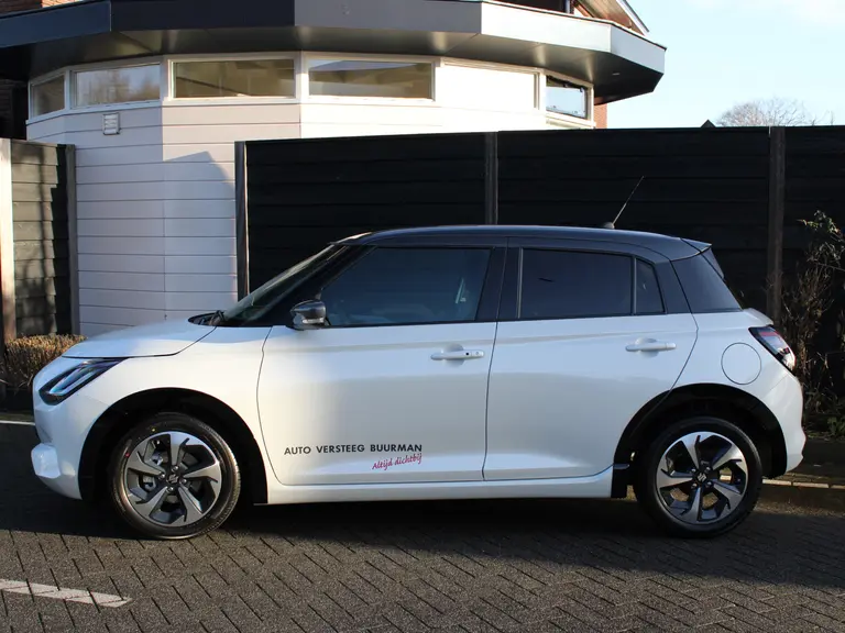 Suzuki Swift 1.2 Style 85PK Smart Hybrid CVT Automaat Two-Tone dak, Climate Control, Navigatie, Lichtmetalen velgen, Zwarte Wielkast randen afbeelding 4