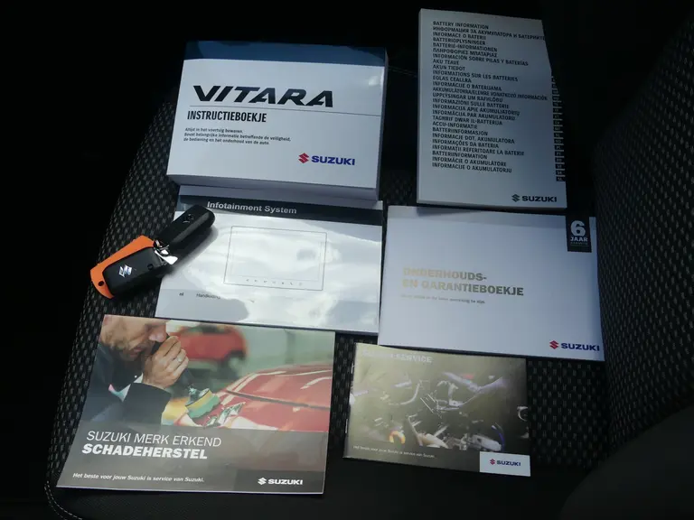 Suzuki Vitara 1.4 Boosterjet Select Smart Hybrid Nieuw Uit voorraad leverbaar! 6 jaar fabrieksgarantie! afbeelding 28