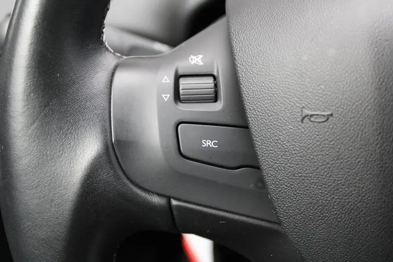 Peugeot 208 1.2 PureTech Allure afbeelding 13