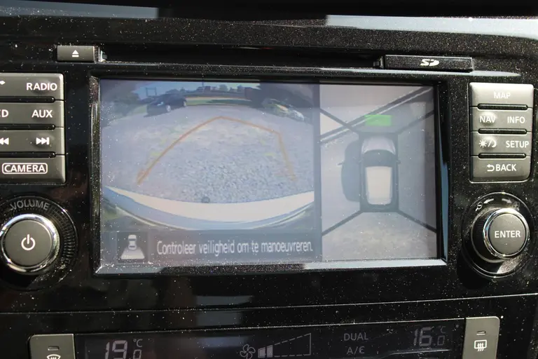 Nissan QASHQAI 1.2 Connect Edition Lage kilometerstand, Dealeronderhouden, Eerste eigenaar afbeelding 30