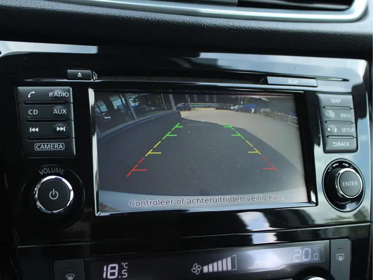 Nissan QASHQAI 1.2 N-Connecta Automaat Trekhaak, Panoramadak, Cruise en Climate Control, Achteruitrijcamera afbeelding 26