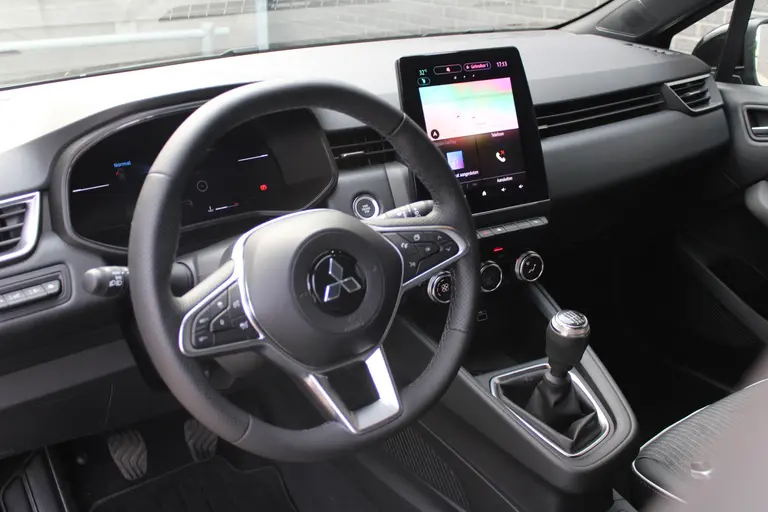 Mitsubishi Colt 1.0T MT First Edition Cruise/Climate control, Navigatie, Camera, Parkeersensoren v+a, 17"LM Velgen, afbeelding 27