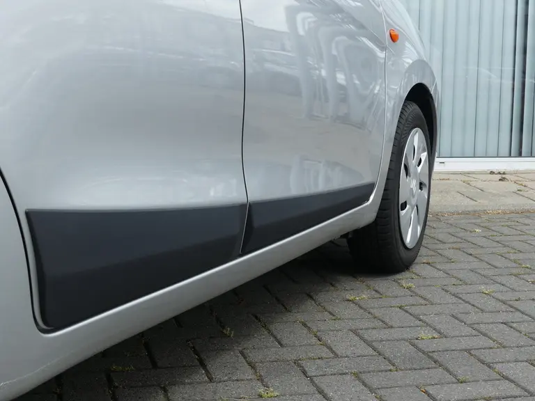 Suzuki Celerio 1.0 Comfort, Airco, Bluetooth, Elektrische ramen afbeelding 22