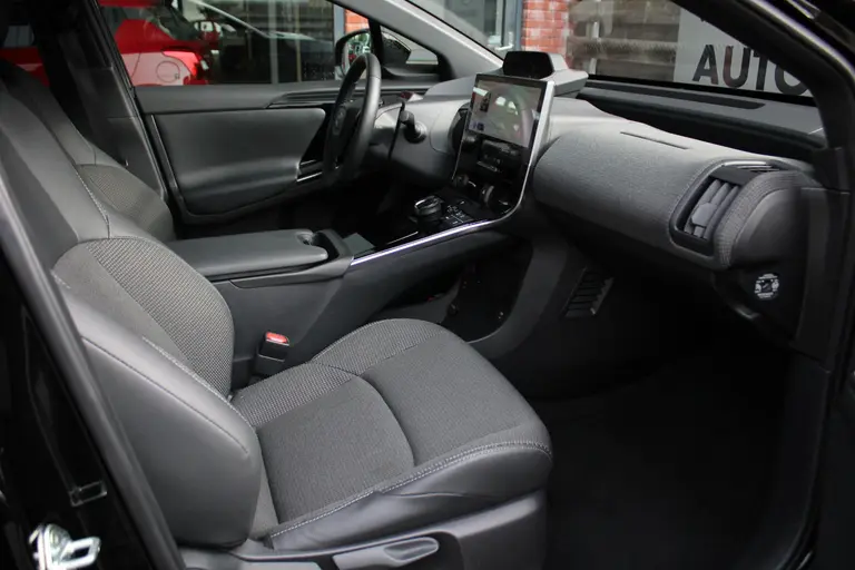 Toyota Bz4x Dynamic 71 kWh Trekhaak, Navigatie, Stoelverwarming, Stuur Verwarmd, Cruise Control Adaptief afbeelding 24
