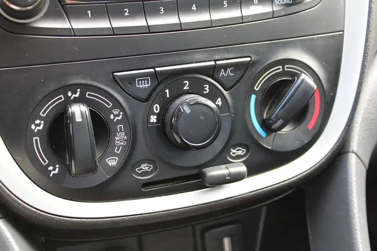 Suzuki Celerio 1.0 Comfort, Dealer onderhouden Airco en Bluetooth afbeelding 16
