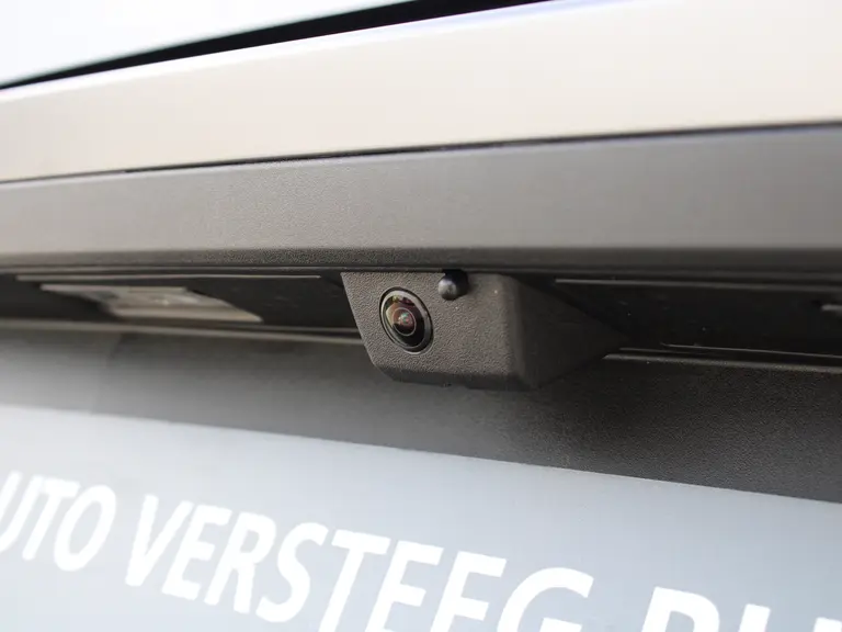 Peugeot 3008 Allure 1.2 Hybrid 145PK e-DCS6 Automaat Navigatie, Achteruitrijcamera, Keyless Entry & Start Stoelverwarming, Apple Carplay, Android Auto afbeelding 10