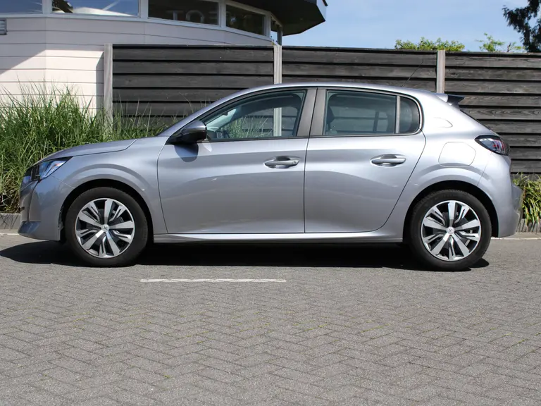 Peugeot 208 Active 1.2 PureTech 75PK Navigatie, Cruise Controle, Aplle Carplay/Android Auto, Parkeerhulp achter afbeelding 4