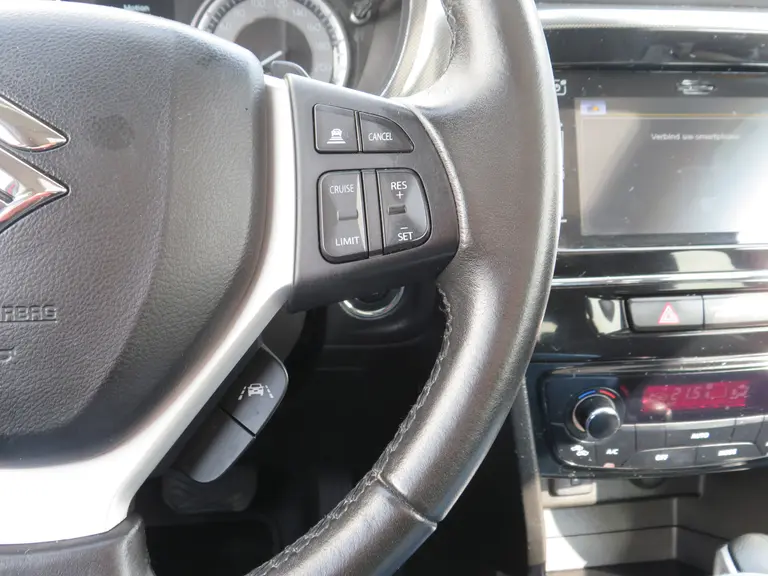 Suzuki Vitara 1.4 Boosterjet AllGrip Stijl/Style, Automaat, All-Seasonbanden, Panoramadak, Parkeersensoren, ZEER COMPLEET! afbeelding 27